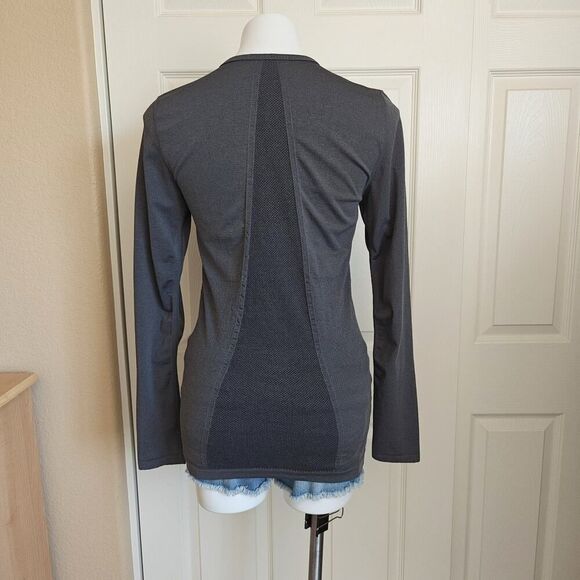 Fabletics Eureka Fitted Seamless Crew Neck Top sz L - Picture 2 of 12